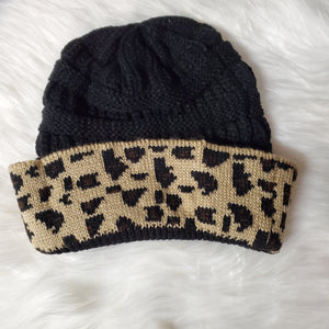 Dzign Services Unique Leopard Beanies